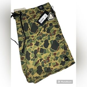 RVCA Stanton Trunk Short Length 17” (Duck Camo)